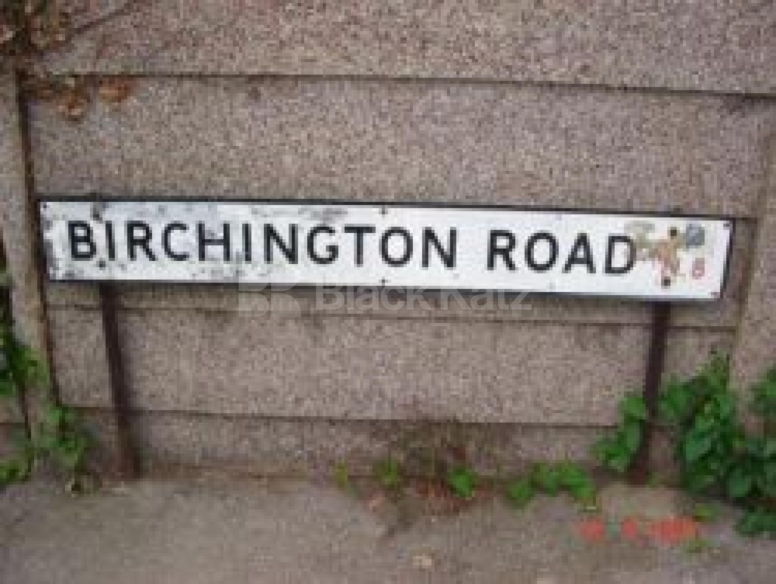 			2 Bedroom, 1 bath, 1 reception Flat			 Birchington Road, CROUCH END N8 N8